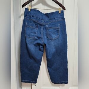 Dark Blue Denim Capri Pants